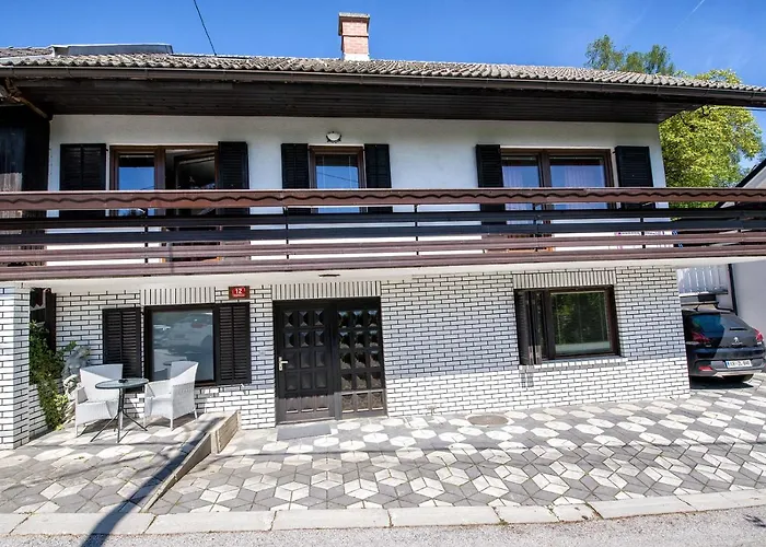 Apartma Apartmaji Baron *